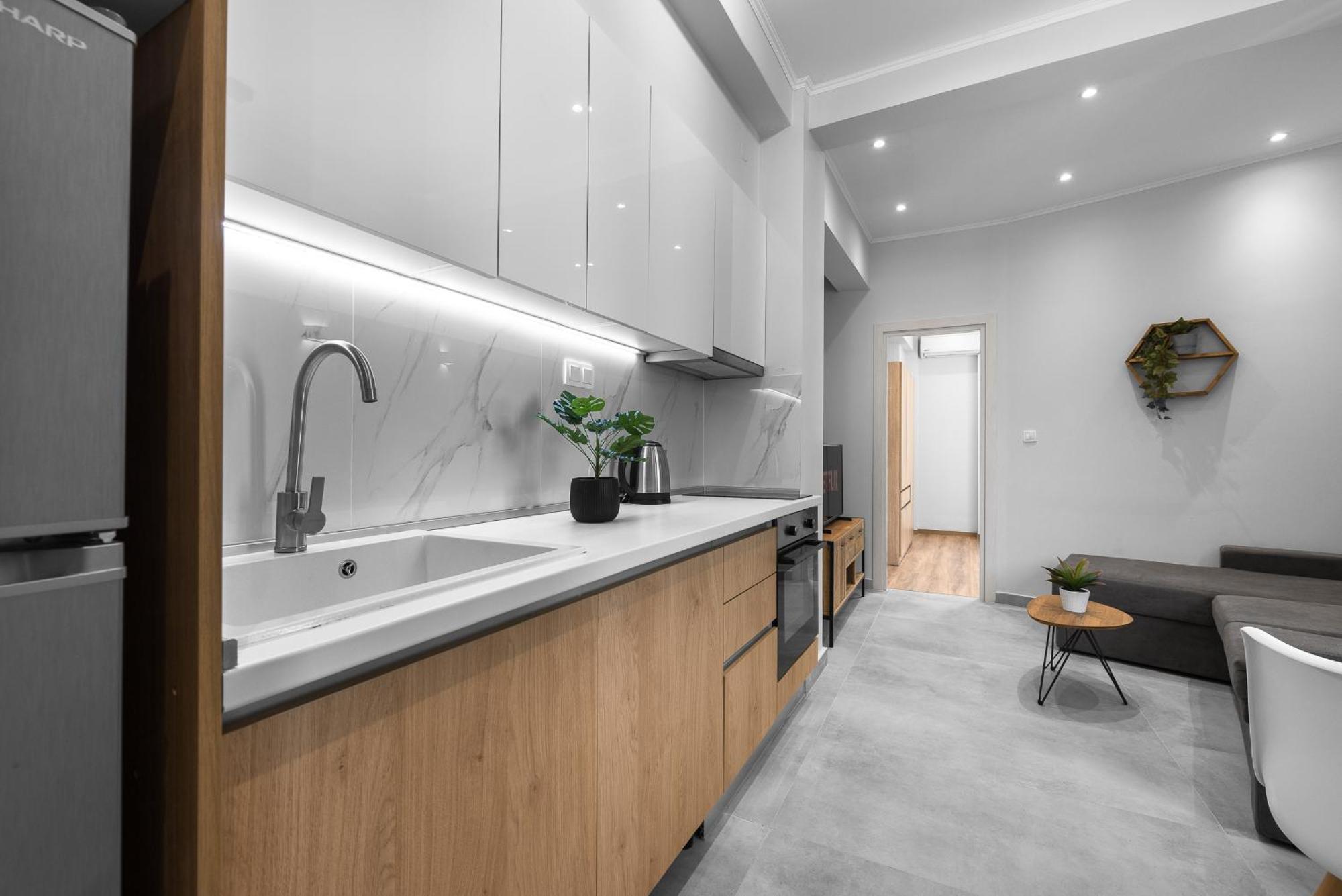 Upper Floor, The Luxury Suites Салоники Экстерьер фото